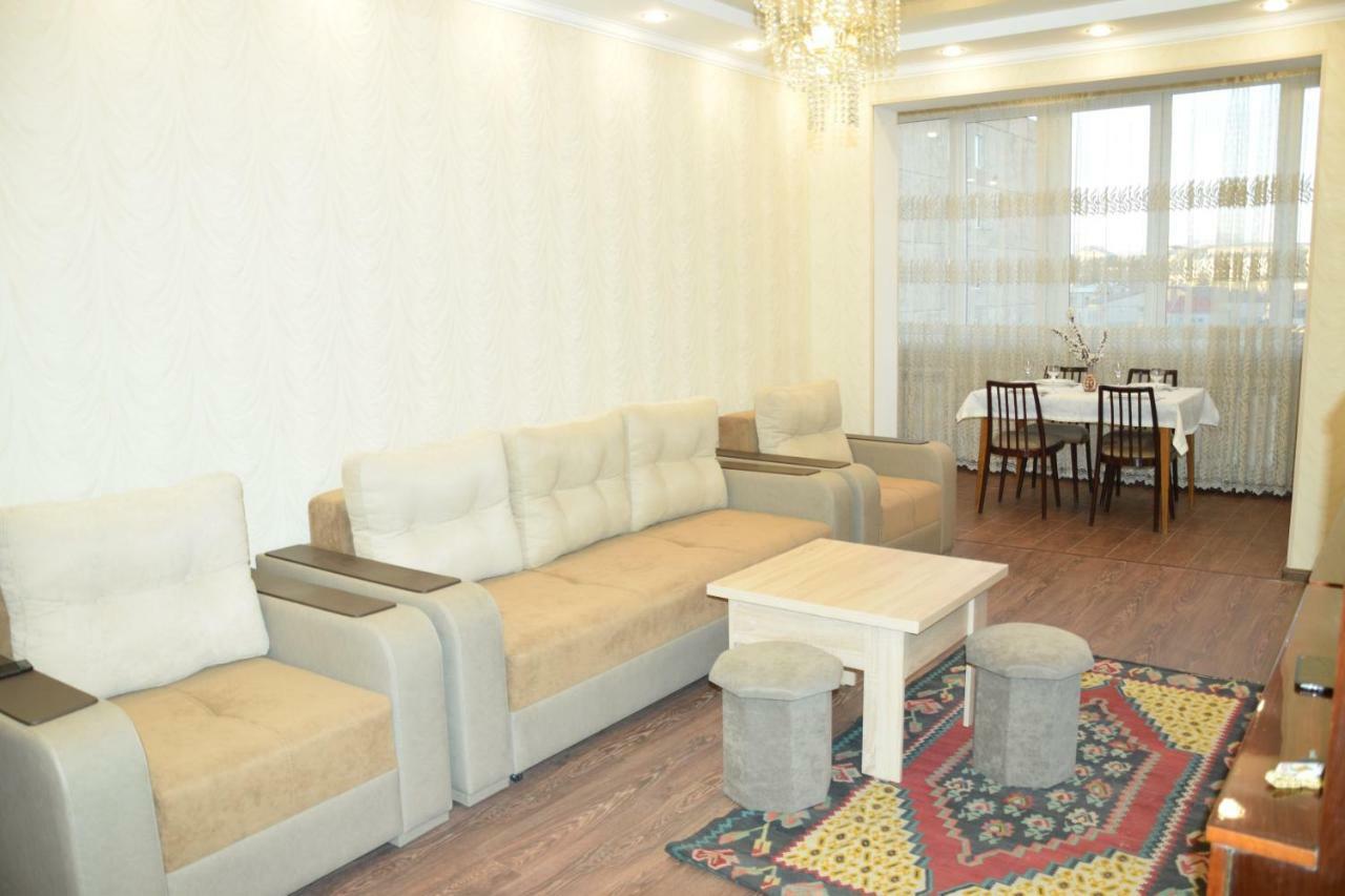 Massiv Apt Jerevan Exteriér fotografie